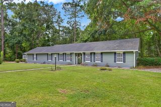 901 Queens Court, Hinesville, GA 31313
