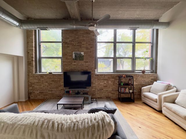 1735 N Paulina Street 212, Chicago, IL 60622