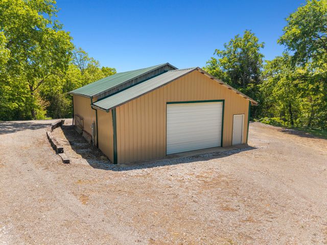 2109 Porter Road, Sadieville, KY 40370