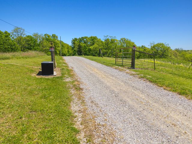 2109 Porter Road, Sadieville, KY 40370