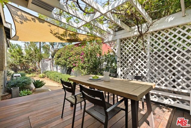 93 S Daisy Avenue, Pasadena, CA 91107