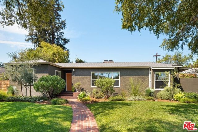 93 S Daisy Avenue, Pasadena, CA 91107