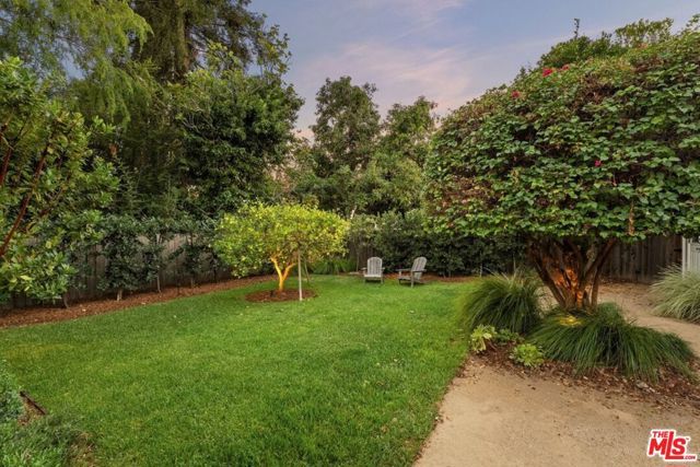 93 S Daisy Avenue, Pasadena, CA 91107