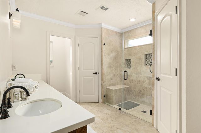 2620 Dow Circle, Deer Park, TX 77536