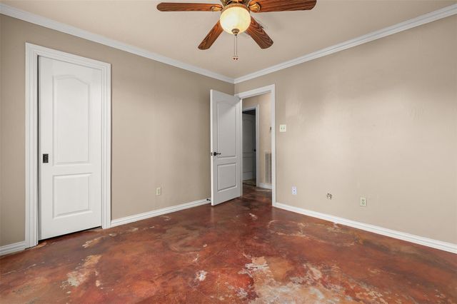 2620 Dow Circle, Deer Park, TX 77536