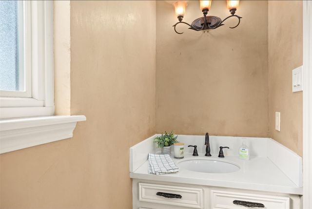 2620 Dow Circle, Deer Park, TX 77536