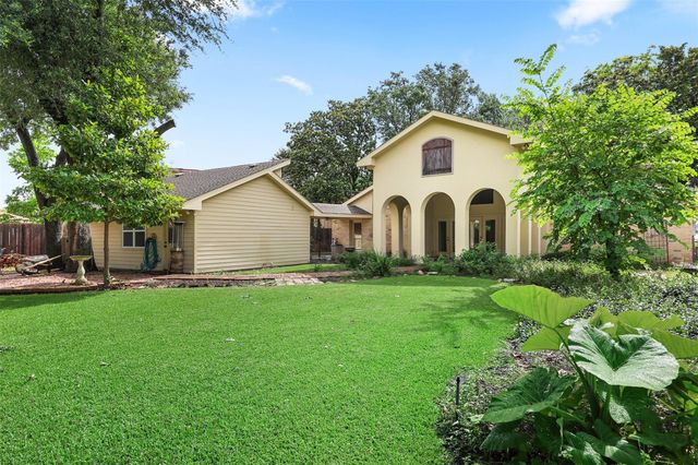 2620 Dow Circle, Deer Park, TX 77536