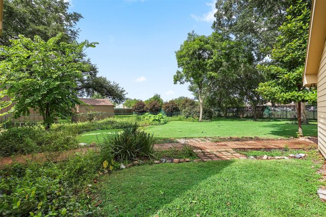 2620 Dow Circle, Deer Park, TX 77536
