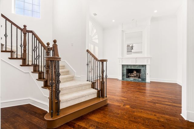 5621 Lindsey Drive, Plano, TX 75093