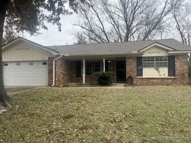 2311 S 117th East Avenue, Tulsa, OK 74129