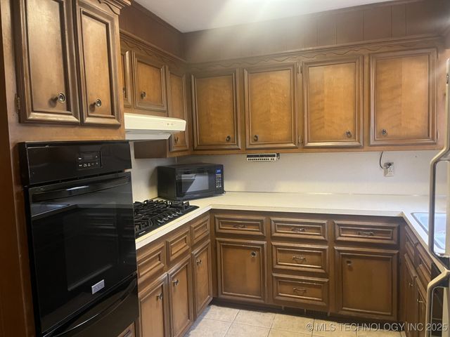 2311 S 117th East Avenue, Tulsa, OK 74129