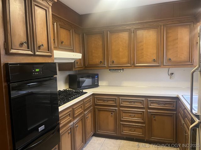 2311 S 117th East Avenue, Tulsa, OK 74129