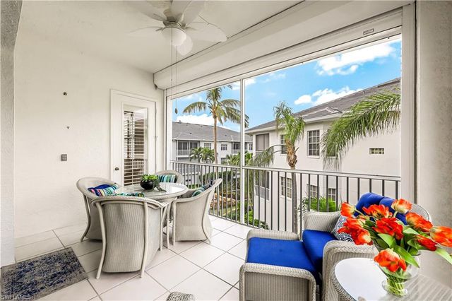 837 Sailaway LN 204, Naples, FL 34108