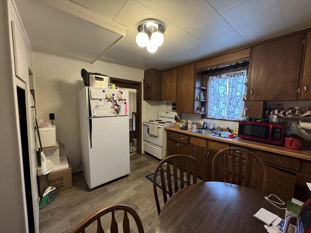 100 S ELLMS STREET, Wittenberg, WI 54499