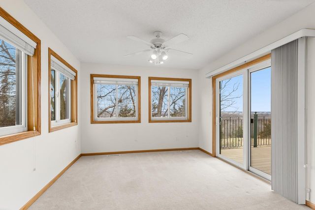 10471 Spyglass Drive, Eden Prairie, MN 55347