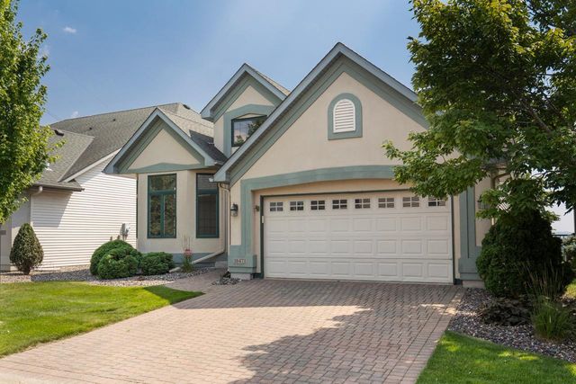 10471 Spyglass Drive, Eden Prairie, MN 55347