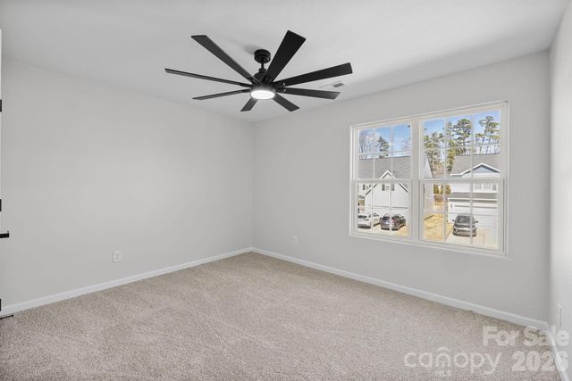 8203 Paw Valley Lane, Charlotte, NC 28214