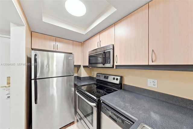 2951 S Bayshore Drive 512, Miami, FL 33133