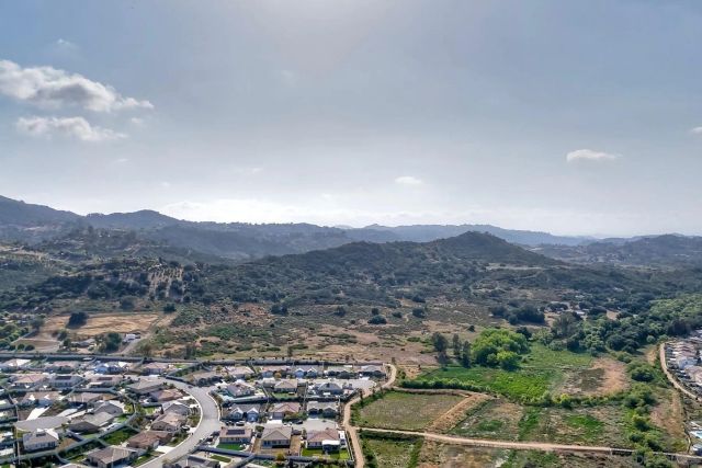 13404 Pasture Court, Valley Center, CA 92082