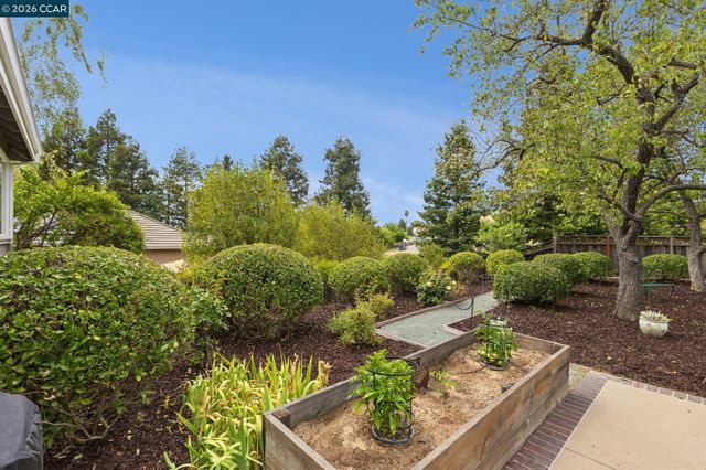 743 Woodwind Place, Walnut Creek, CA 94598