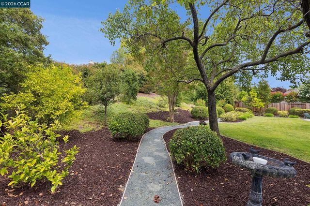 743 Woodwind Place, Walnut Creek, CA 94598