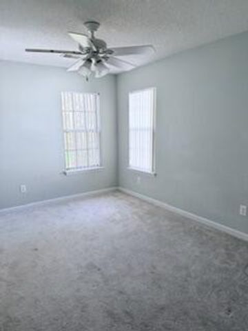 5472 Altamaha Drive, North Charleston, SC 29420