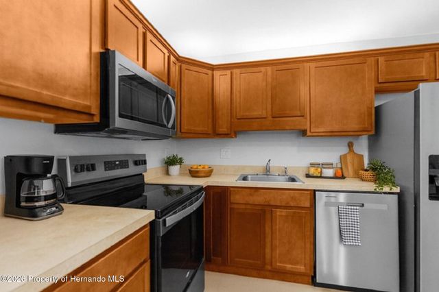 5551 Executive Drive, New Port Richey, FL 34652