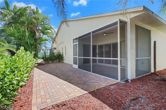 5011 SW 16th PL, Cape Coral, FL 33914