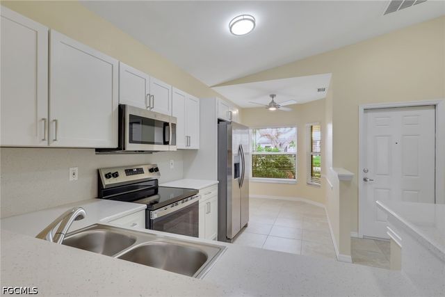 5011 SW 16th PL, Cape Coral, FL 33914