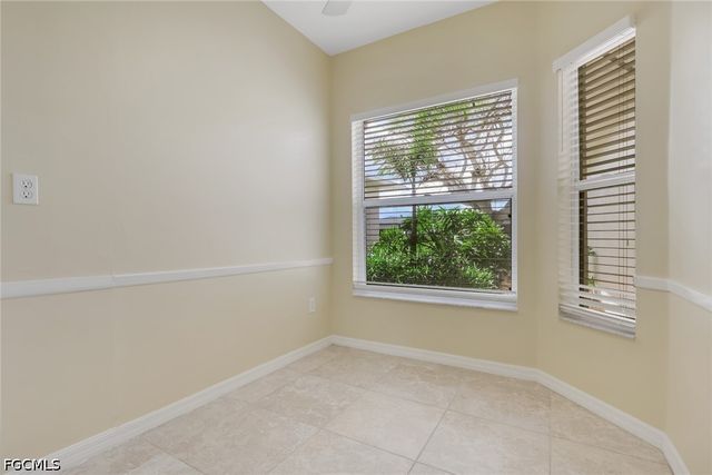 5011 SW 16th PL, Cape Coral, FL 33914