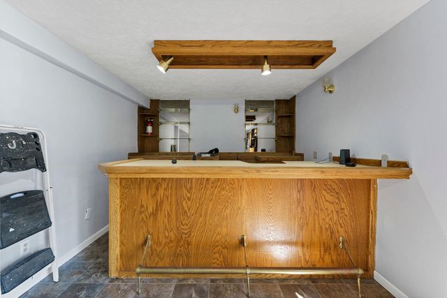 15817 S Whitehouse Ln, Cheney, WA 99004