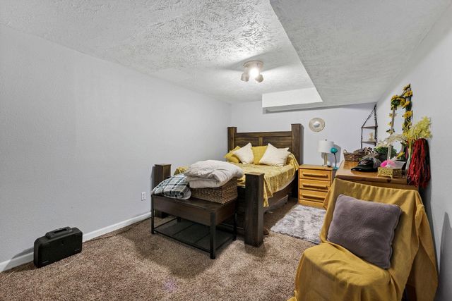 15817 S Whitehouse Ln, Cheney, WA 99004