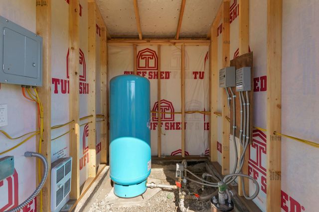 15817 S Whitehouse Ln, Cheney, WA 99004