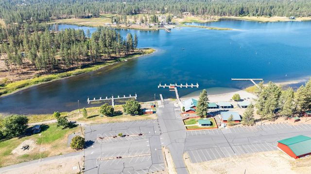 15817 S Whitehouse Ln, Cheney, WA 99004