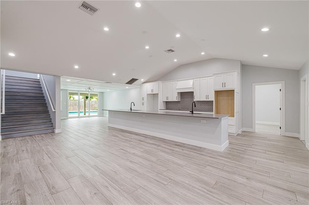 5534 Cognac DR, FORT MYERS, FL 33919 — photo 4