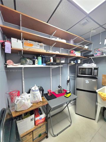 10873 SW 40th St, Miami, FL 33165