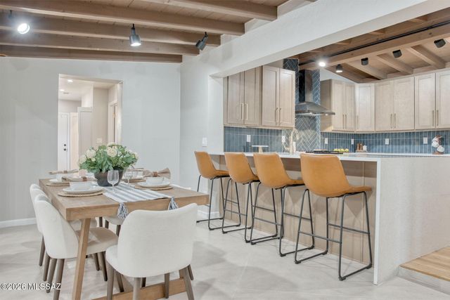 3910 E Calle De Jardin, Tucson, AZ 85711