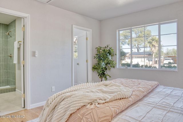 3910 E Calle De Jardin, Tucson, AZ 85711