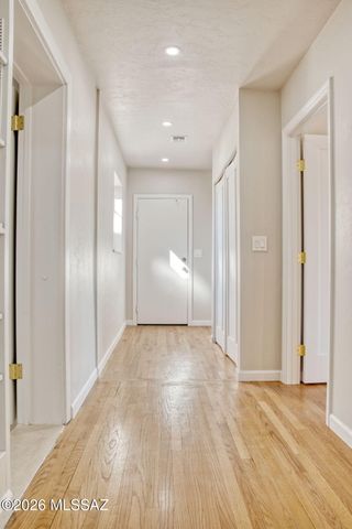 3910 E Calle De Jardin, Tucson, AZ 85711