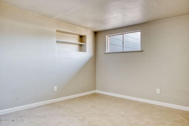 3910 E Calle De Jardin, Tucson, AZ 85711