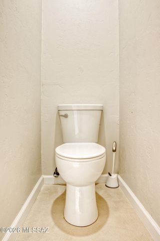 3910 E Calle De Jardin, Tucson, AZ 85711