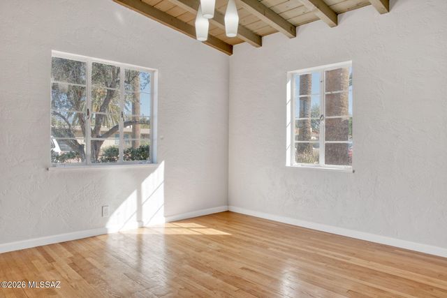 3910 E Calle De Jardin, Tucson, AZ 85711