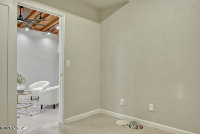 3910 E Calle De Jardin, Tucson, AZ 85711