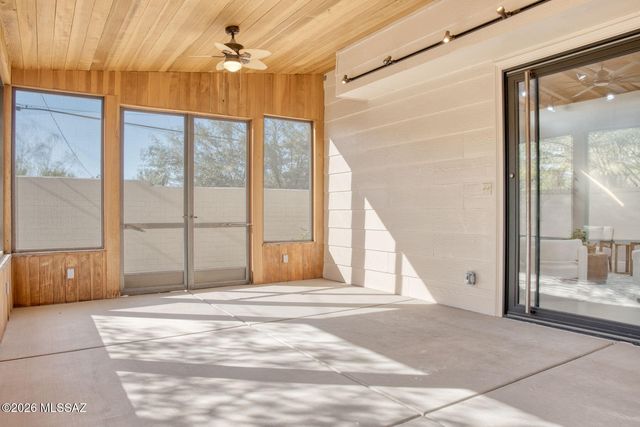 3910 E Calle De Jardin, Tucson, AZ 85711