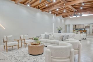 3910 E Calle De Jardin, Tucson, AZ 85711