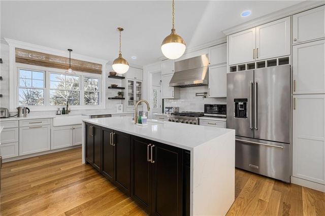 5 Lacey Court, Smithfield, RI 02917