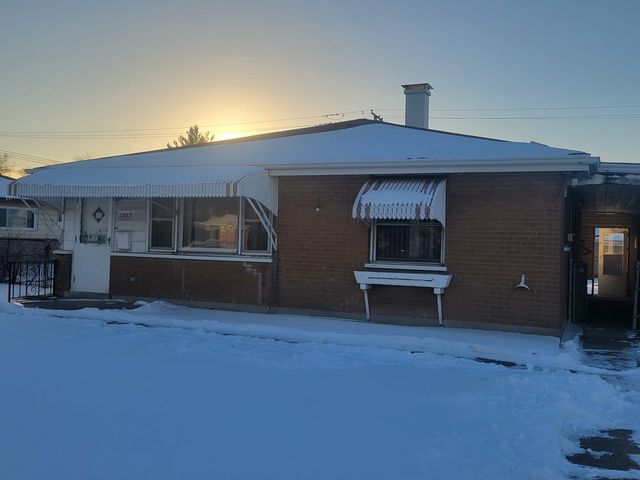 1382 Burnham Avenue, Calumet City, IL 60409
