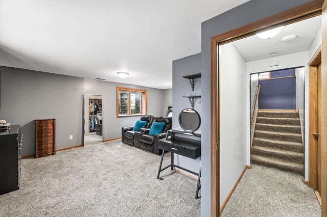2505 Dupont Avenue N, Minneapolis, MN 55411