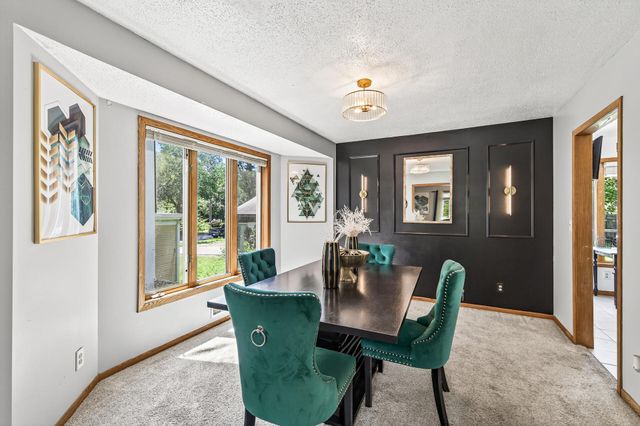2505 Dupont Avenue N, Minneapolis, MN 55411