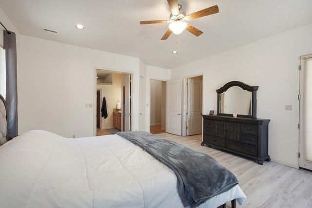 1601 Western Hills Drive SE, Rio Rancho, NM 87124
